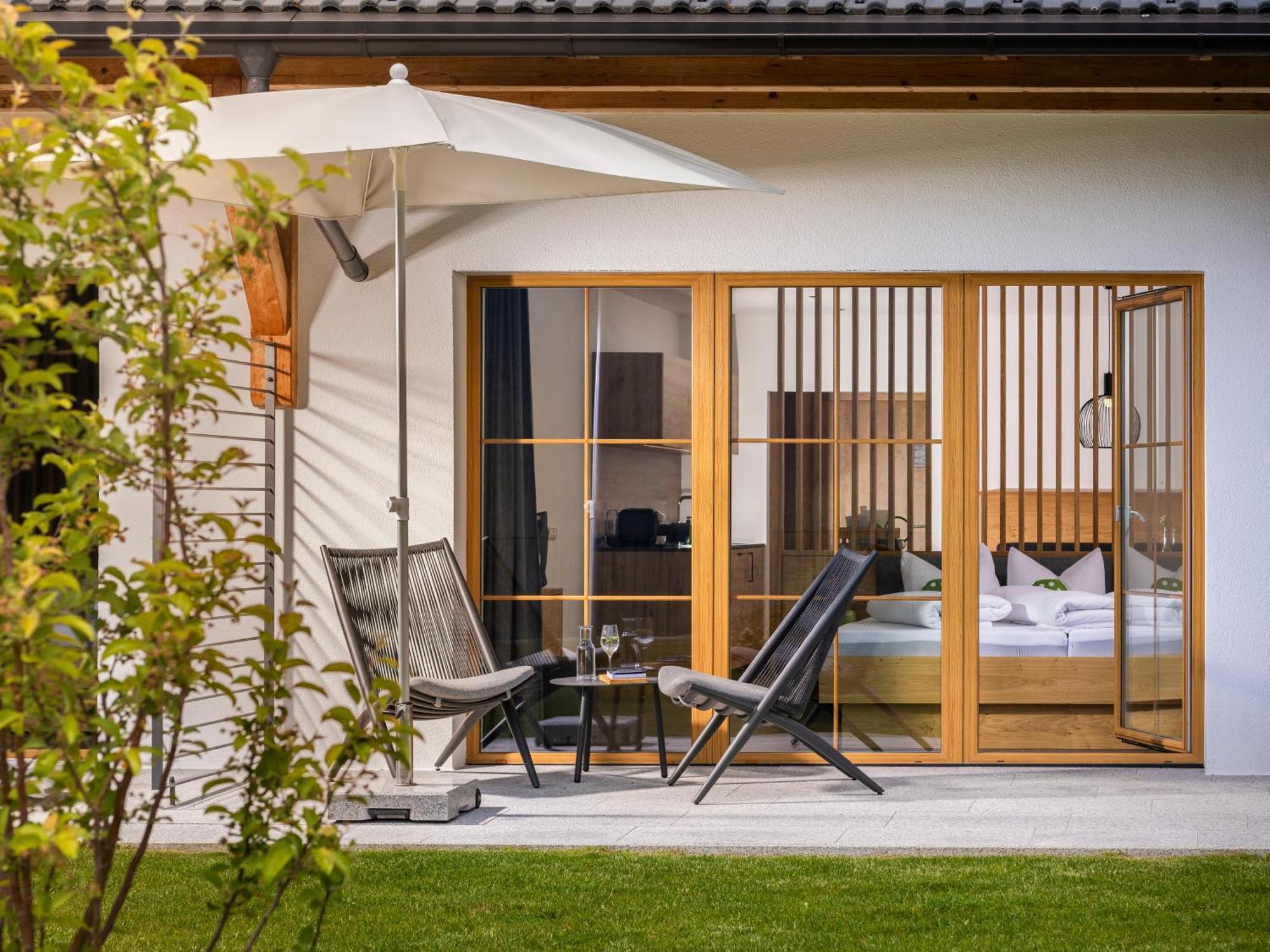 Tillga Glueck - 4 Stars Obertilliach Exterior photo
